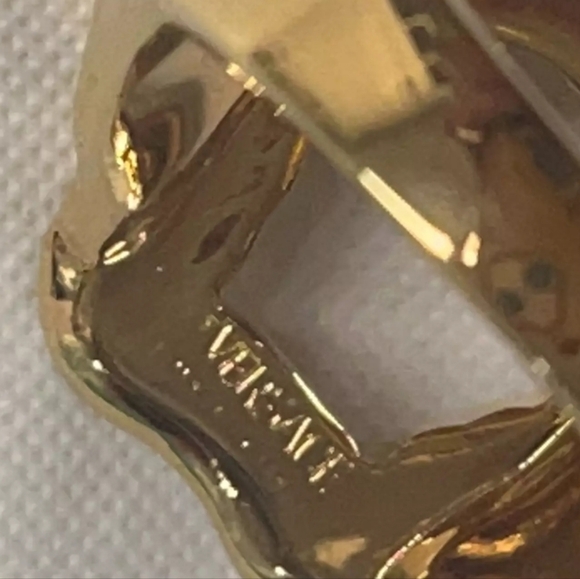 Versace Gold Color Metal & Crystal Medusa Head Curve Ring - SZ 8 - Unisex - BNWT - Picture 5 of 6